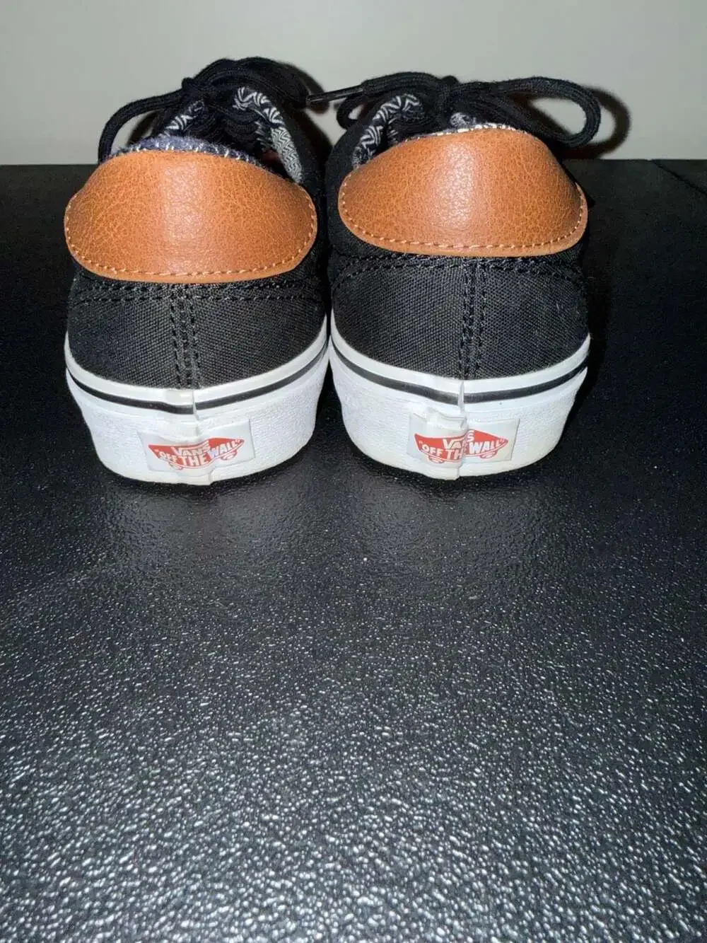 Vans Era‎ C&L Black Canvas Leather Heel Sneakers Men's Size 8.0